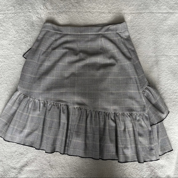 Club Monaco Houndstooth Ruffle Skirt “Pru” - Picture 4 of 6
